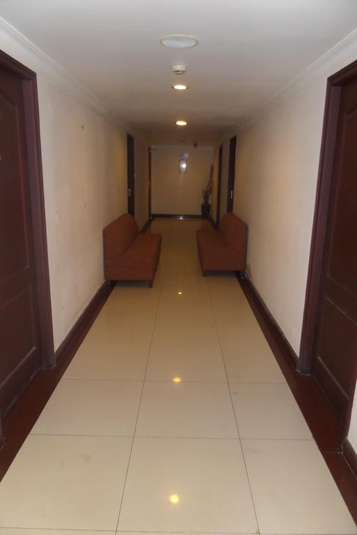 Kāladi Hotel Elegance מראה חיצוני תמונה