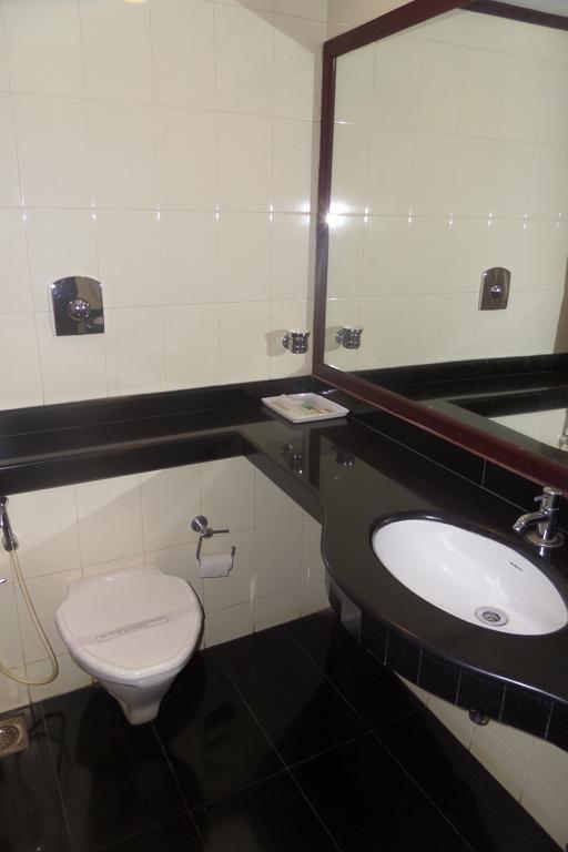 Kāladi Hotel Elegance חדר תמונה